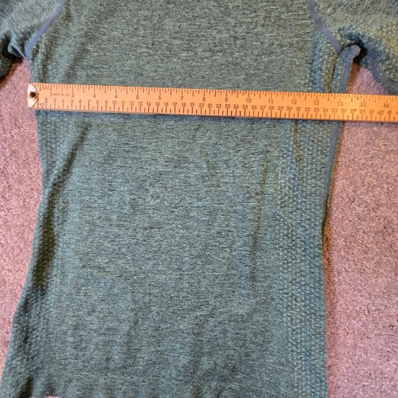FIGS Salta Seamless Long Sleeve Top Underscrub Womens Size XS Gray Performance - Picture 5 of 9